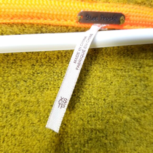 Free People Schoolboy  Cardigan Yellow V-Neck Sz XS Button Up Sweater Oversized - Picture 6 of 11